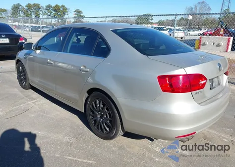 2013 Volkswagen Jetta 2.5L Se from USA, damaged, VIN 3VWDP7AJ0DM248066